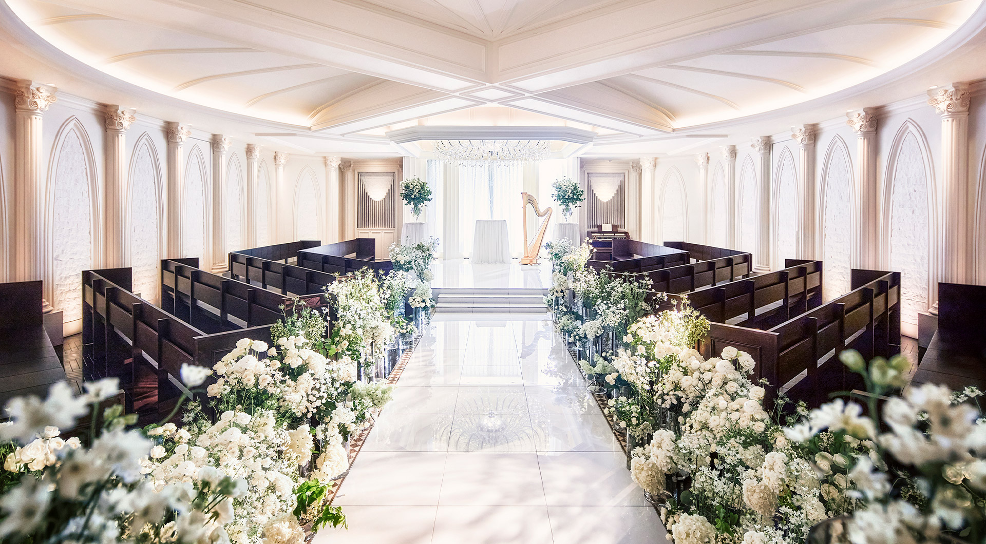 クリスタルチャペル