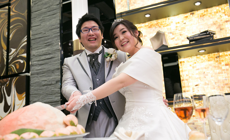 やりたいことをすべて詰め込んだ 最高にハッピーな結婚式 少人数結婚式 挙式 ルクリアモーレ